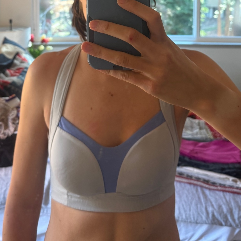 RARE Blue and Gray Oxygen Sports Bra - lululemon